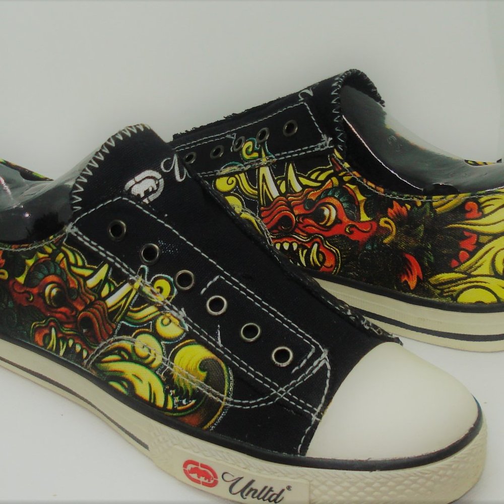 Marc Ecko Men's (sz. 7 Black/red )